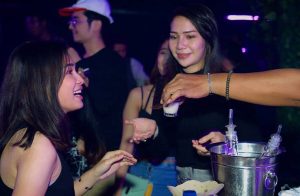 ladies club Hugo PIK
