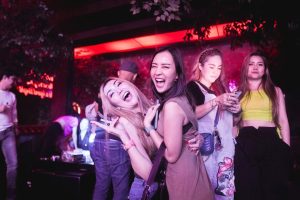 ladis on tipsy monkey bar club