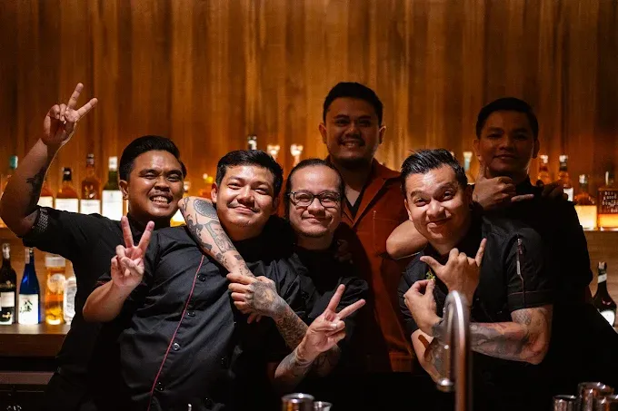 Abstrct Bar Jakarta